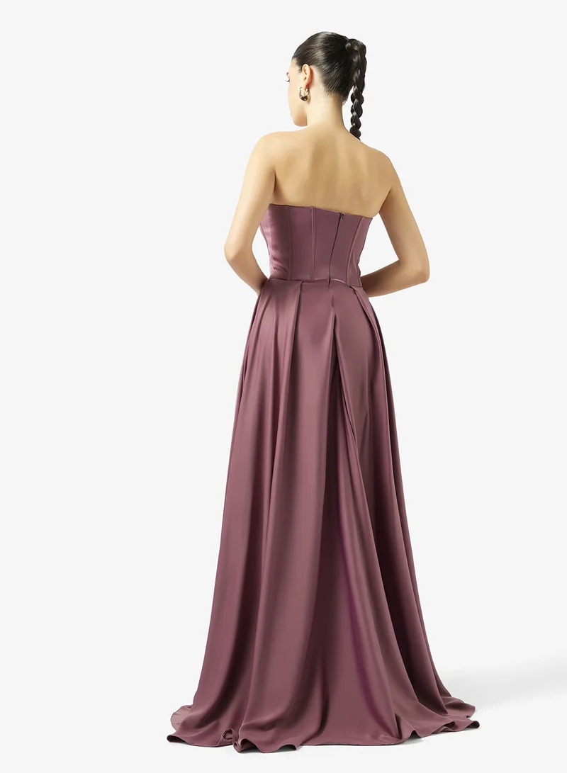 Akadia Fashion STRAPLESS EXTENDED TAIL SATIN DRESS